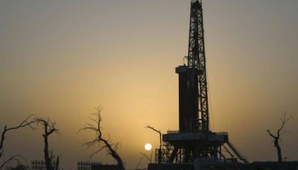 万米以下、200℃以上！中国如何在新疆钻出一个“地下珠峰”