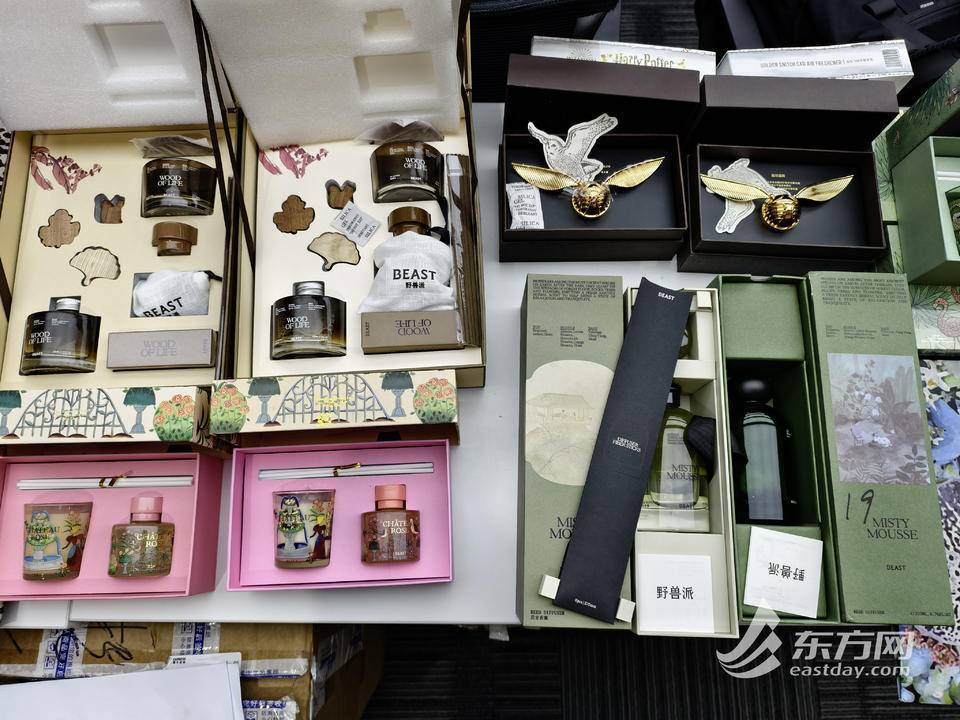 成本仅20元!上海警方成功破获一起生产、销售假冒品牌案,涉案金额4500余万元