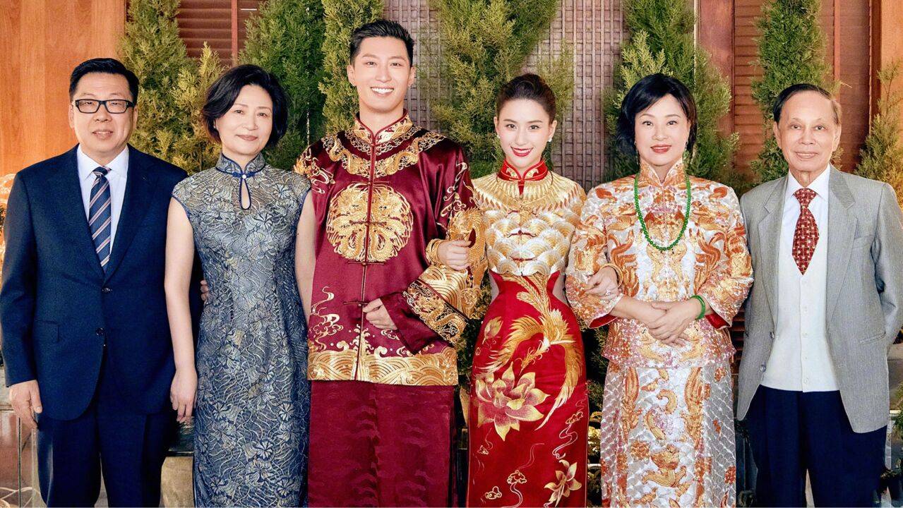 考古 | 何超莲窦骁双双辟谣离婚!两人感情生活引各方热议