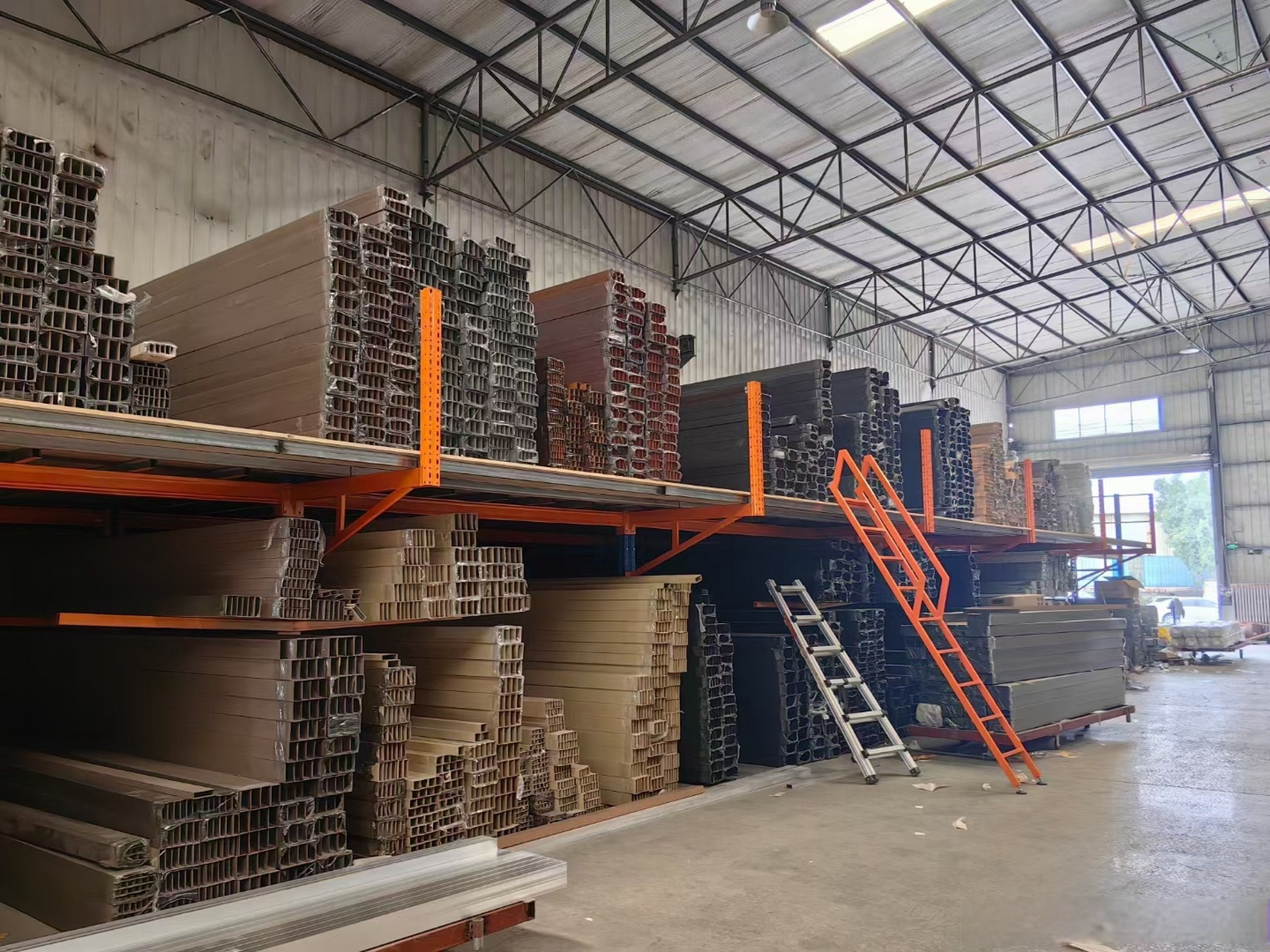 铝现货(铝现货价格走势)